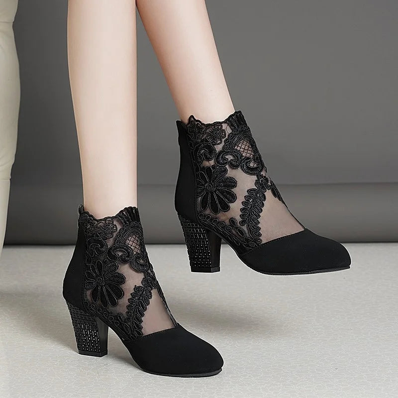Sapphira - Chic orthopedic sandals