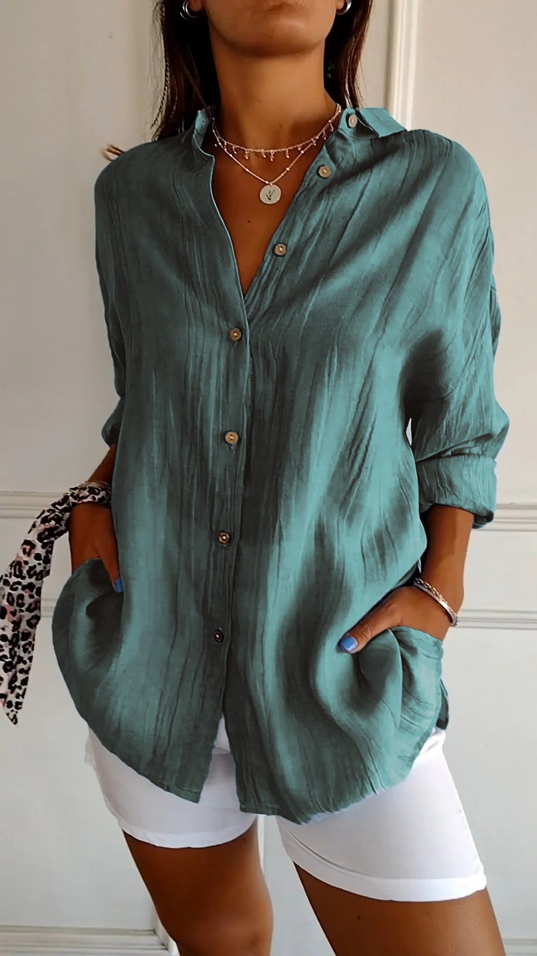 Sasha - Elegant shirt in pleated style,